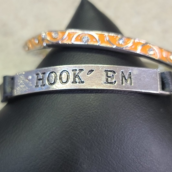 "HOOK" EM 2 Bracelets. 1 Orange/ 1 Leather - Picture 2 of 7